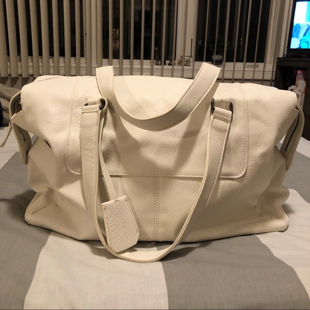 NWOT Large White Forever21 Bag
